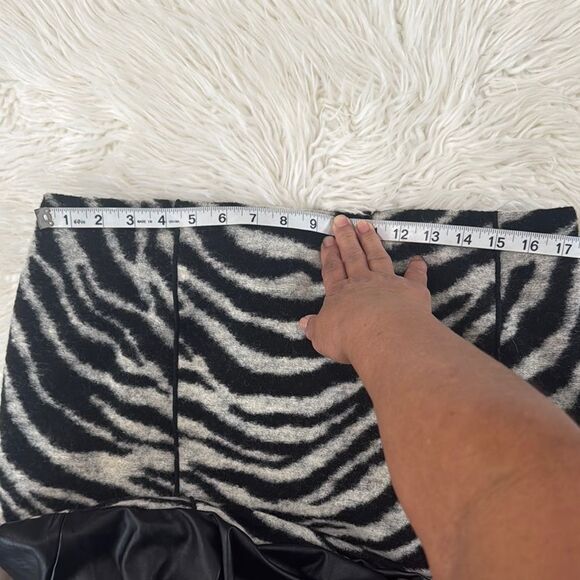 Ann Taylor Black and White Zebra Print Ruffled Trumpet Midi Skirt - Picture 4 of 11